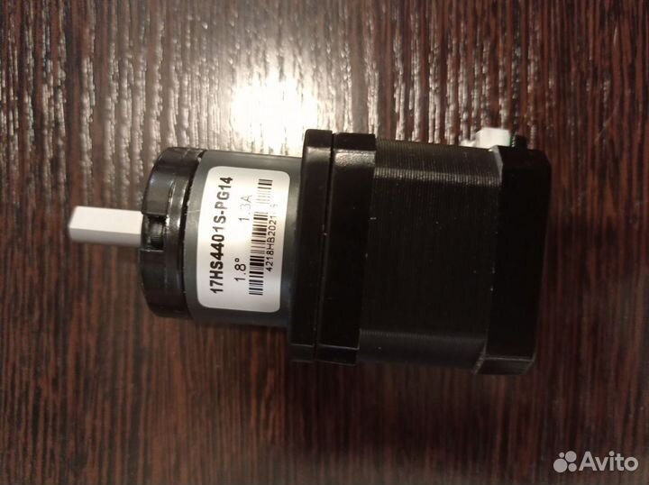 Шаговый двигатель 17 HS4401S-PG14