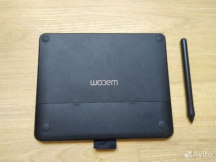 Графический планшет Wacom (CTH-490PK-N) Intuos Pho