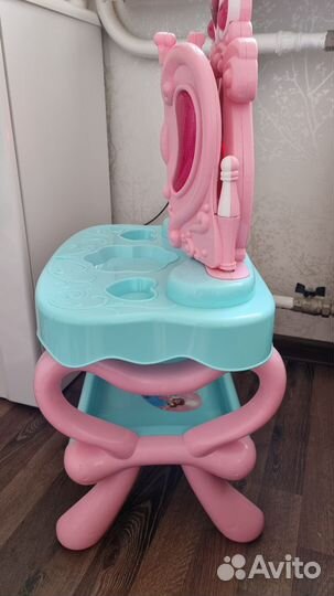Детский туалетный столик для девочки