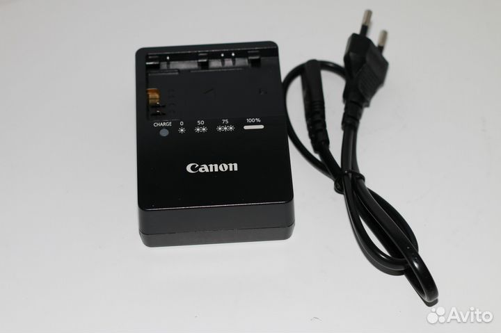 Зарядное устройство для Canon 5D Mark III