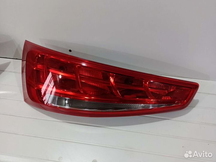 Комплект задних фонарей Ауди Q3 2014 год