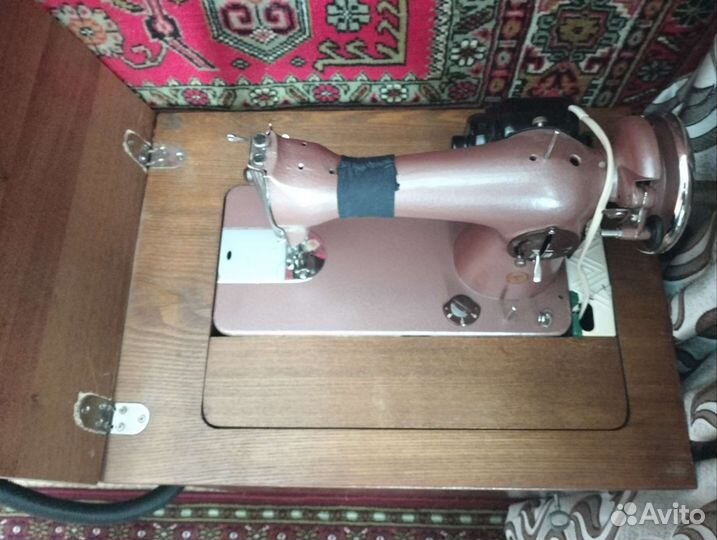 Швейная машинка