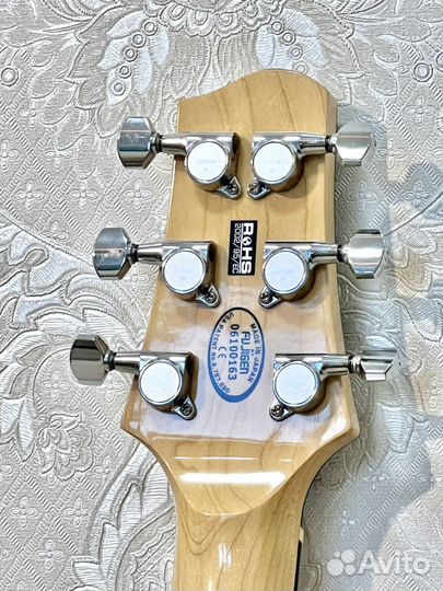 Гитара Variax Line 6 700