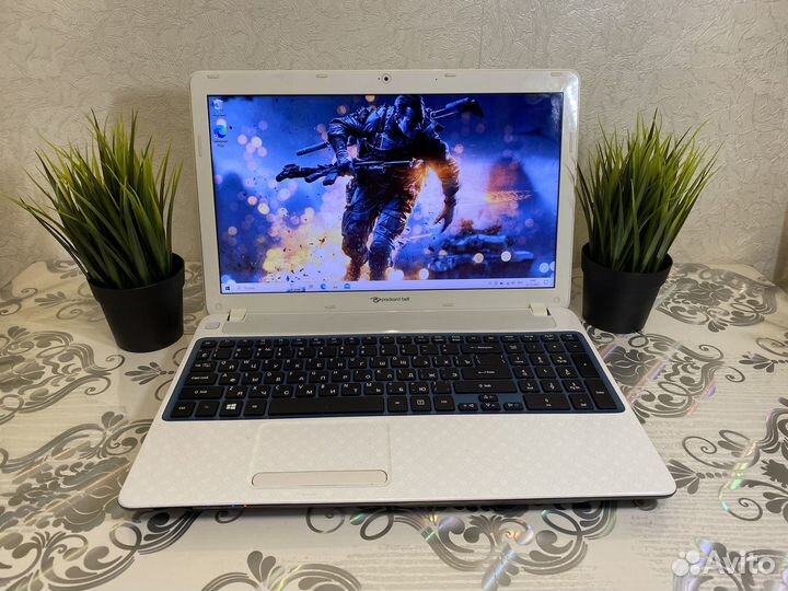 Мощный ноутбук PacardBell 2 видеокарты