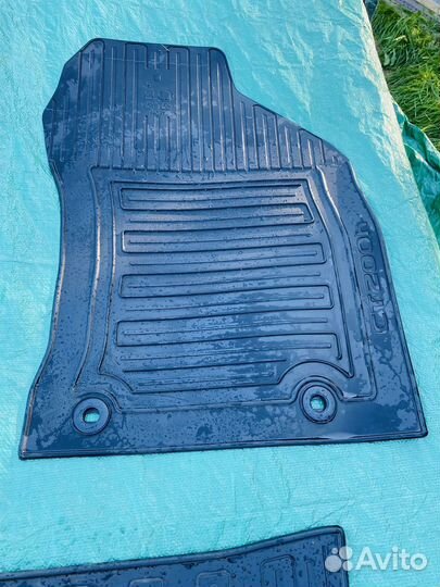 Комплект ковриков Lexus Ct200H