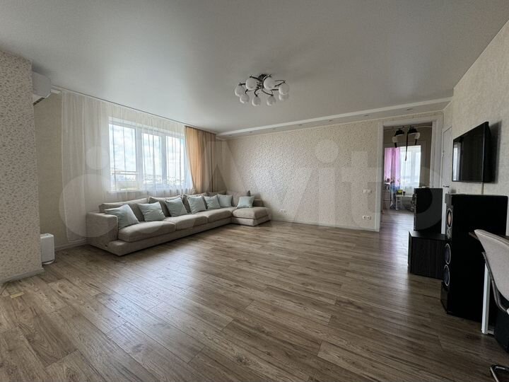 3-к. квартира, 81,6 м², 17/25 эт.