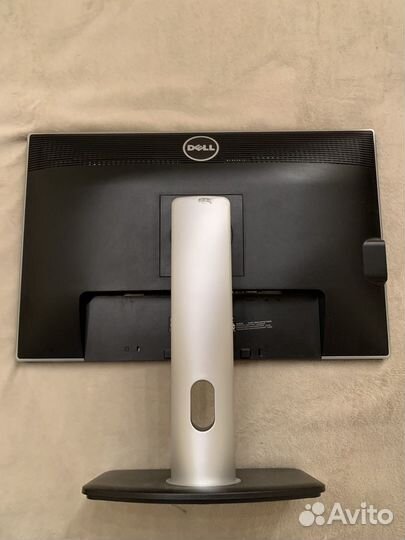Монитор Dell