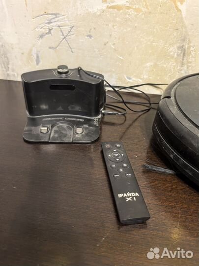 Робот пылесос Panda X1