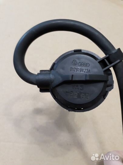 Датчик заднего хода VAG 012919823A audi,passat