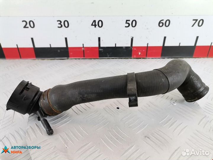 Патрубок радиатора Volkswagen Polo 3 рест. 2002