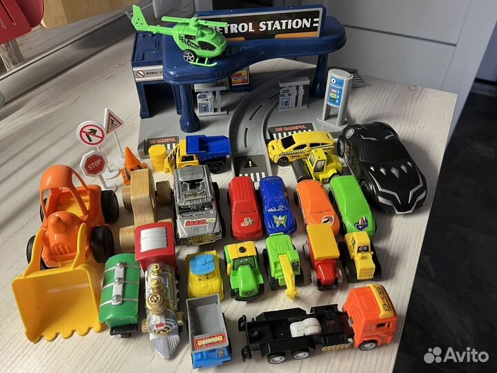 Машинки 33 шт