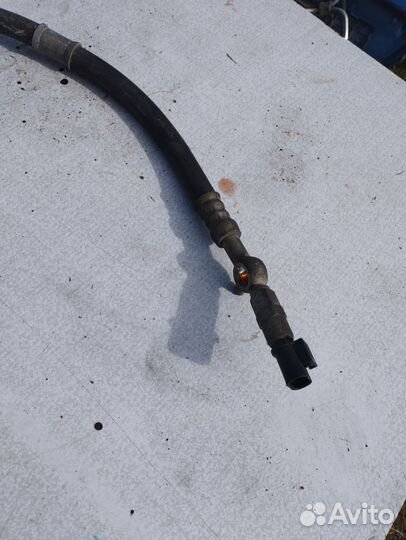 Трубка гур Nissan Рrimеrа Ниcсaн Примepа P11