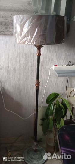 Торшеры и абажуры