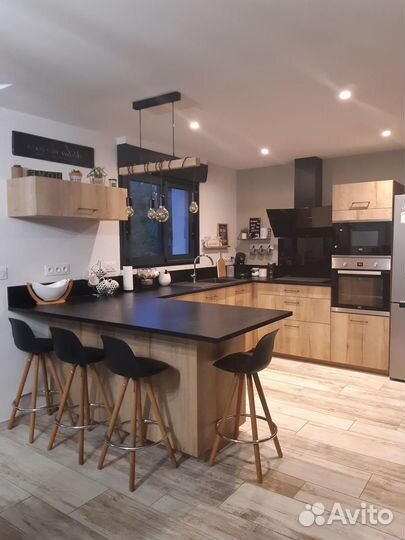 Кухонный гарнитур без ручек от производителя