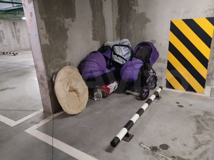 Машиноместо, 30 м²