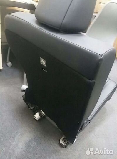 Заднее левое сиденье Ниссан Мурано Z52