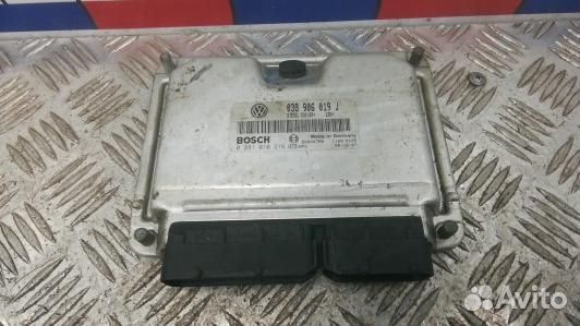 Блок управления двс volkswagen sharan 2 (UBE11PC01