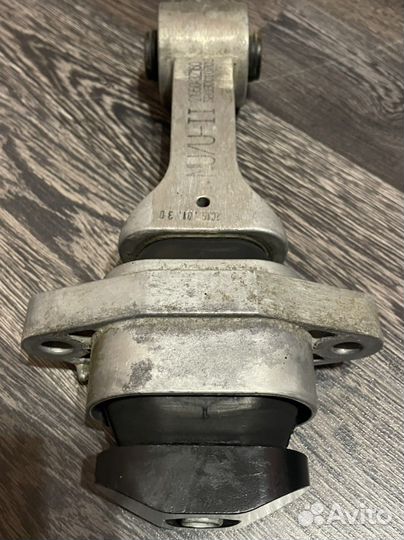 Опора АКПП хендай ай40 рест. Оригинал