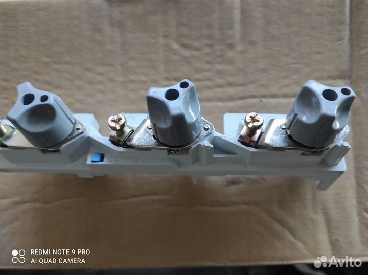 Держатель предохр. Neozed 3xD02 63A 01498 Wohner