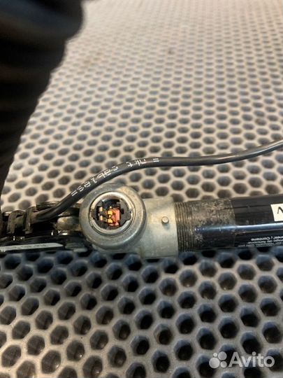 Преднатяжитель ремня безопасности передний правый