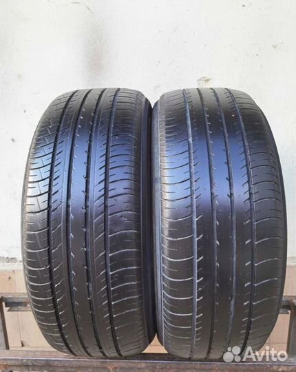 Yokohama dB Decibel E70 215/55 R17 93V