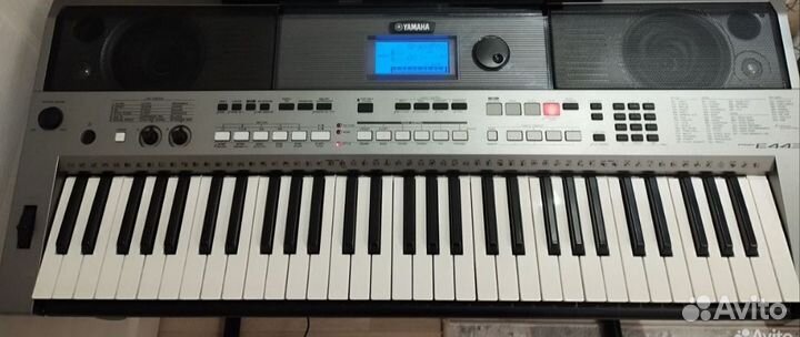 Синтезатор yamaha psr e443
