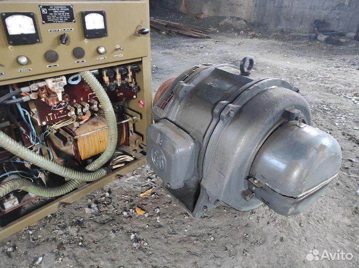 Генератор синхронный есс5 – 81 - 4У2