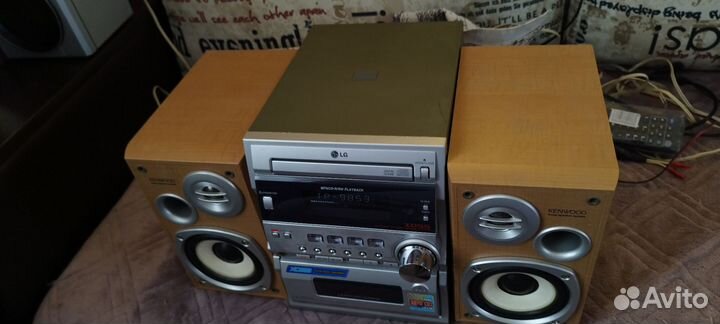 Музыкальный центр LG LX-M235X