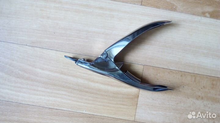 Когтерез гильотина для когтей собак и кошек