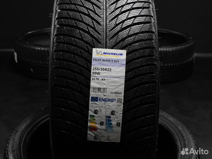 Michelin Pilot Alpin 5 SUV 255/35 R22 и 285/30 R22 93W