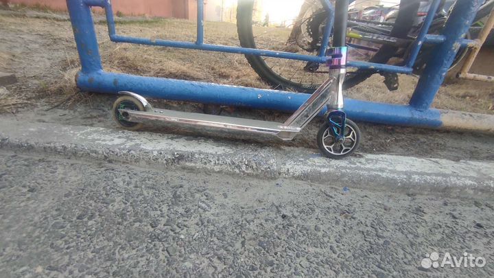 Трюковой самокат oxelo