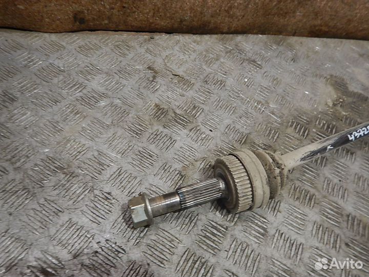 Полуось (привод в сборе) задняя правая, Nissan (Ни