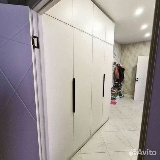 Шкаф распашной створчатый