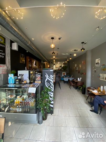 Продам действующее кафе в центре Сочи