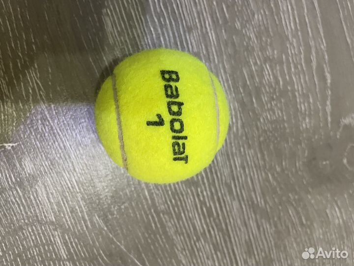 Теннисные мячи