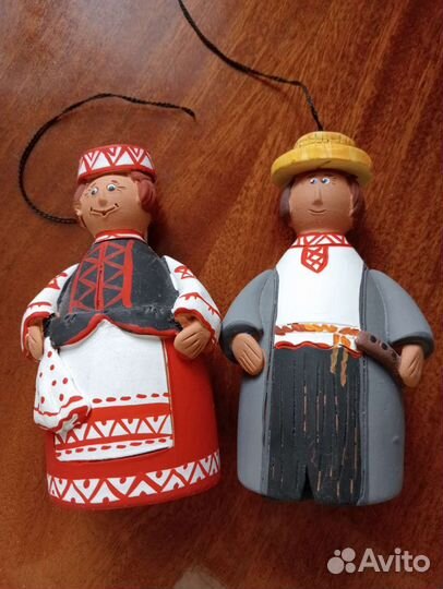 Глиняные игрушки бубенцы