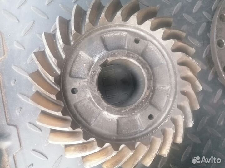 Продам шестерни дифференциала с чашками