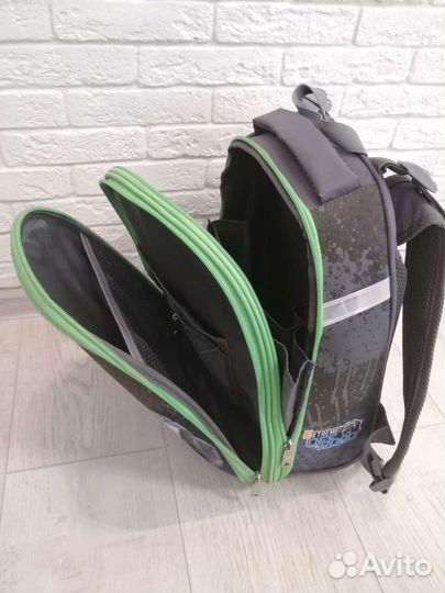 Ортопедический портфель рюкзак для начальной школы