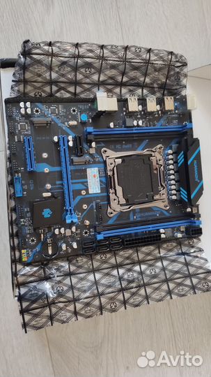 Материнская плата Huananzhi X99-QD4 LGA2011-3