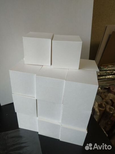 Выпрыгивающие кубики кеф в подарочной коробке