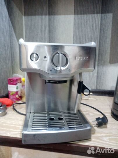 Кофеварка рожковая bork c700