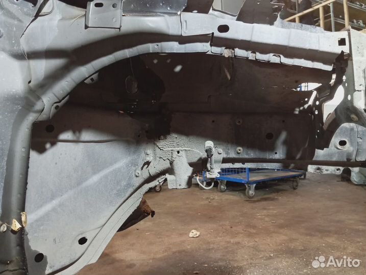 Лонжерон передний правый Ford Focus 3