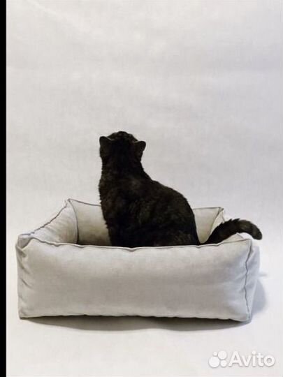 Лежанка для собак и кошек