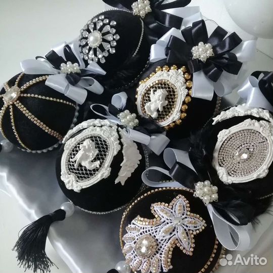 Елочные игрушки