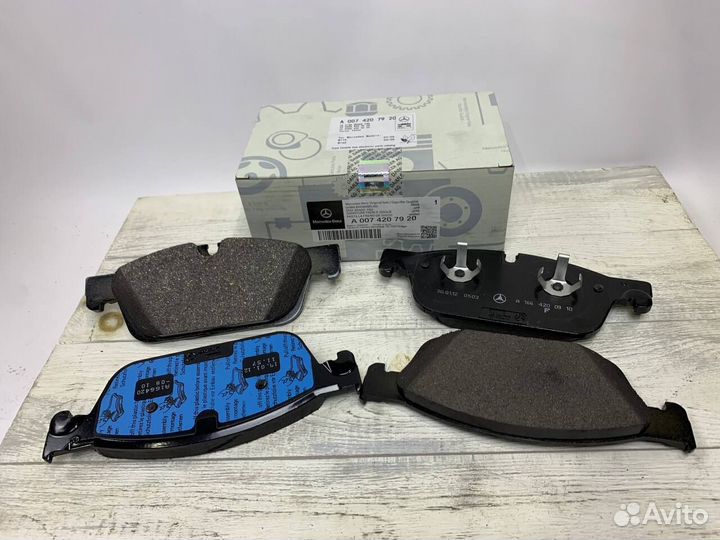 Колодки тормозные перед Мерседес X166 W166 C292