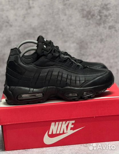 Кроссовки Nike Air Max 95 стильные