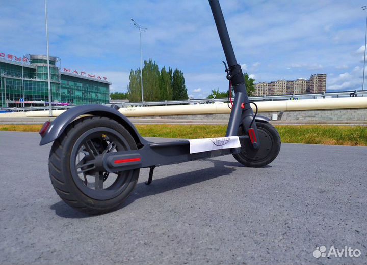 Электросамокат Xiaomi Electric Scooter Essential