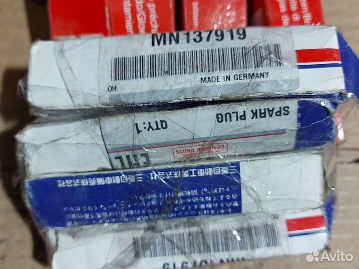 Свеча зажигания MN137919Mitsubishi