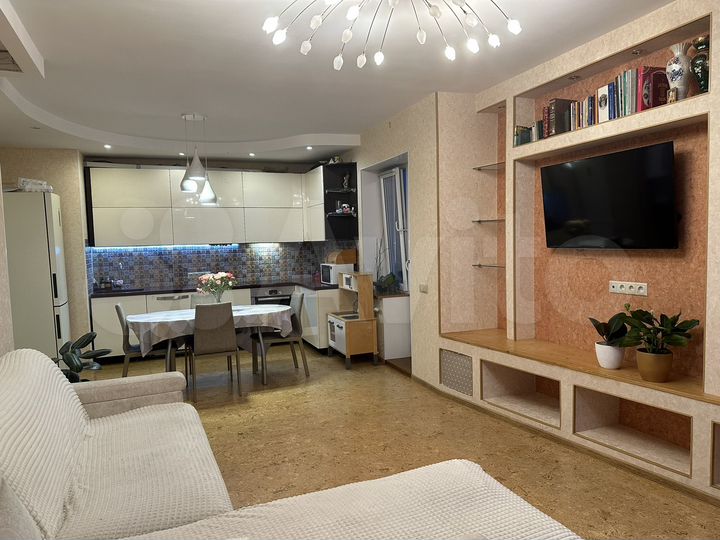 3-к. квартира, 85,5 м², 21/25 эт.