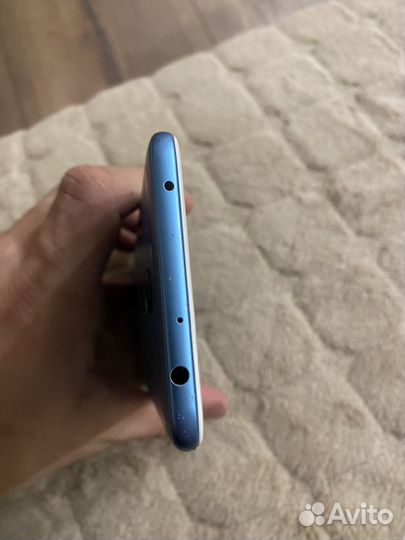 Xiaomi Redmi 5 Plus, 3/32 ГБ